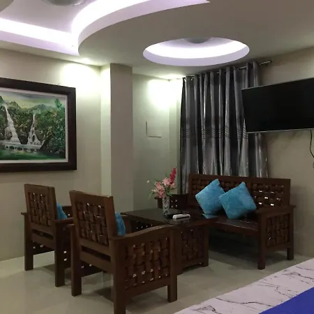 Ea Apartelle - Metro Vigan Exterior photo