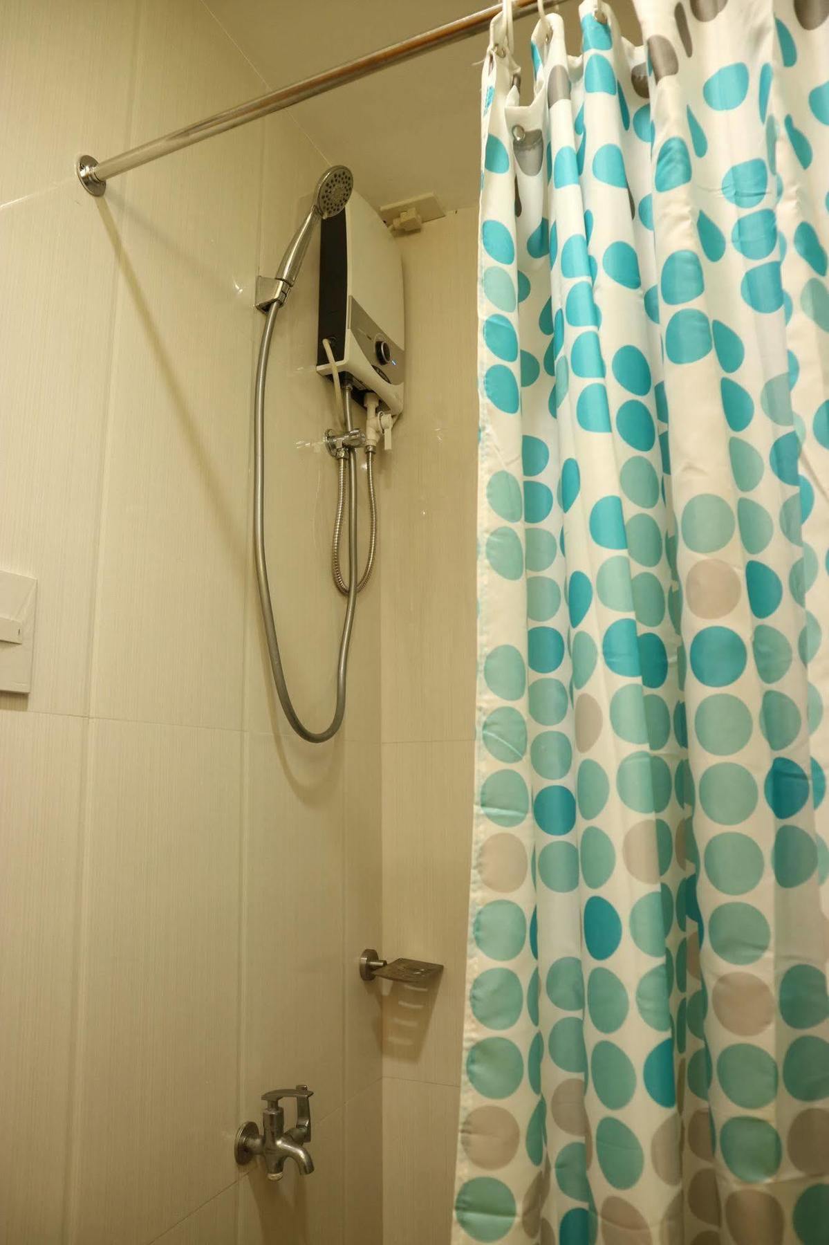 Ea Apartelle - Metro Vigan