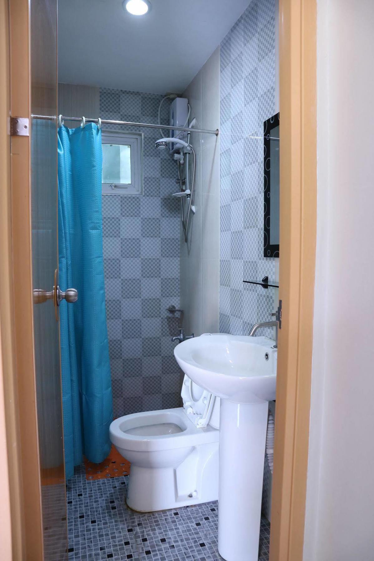 Hostel Ea Apartelle - Metro