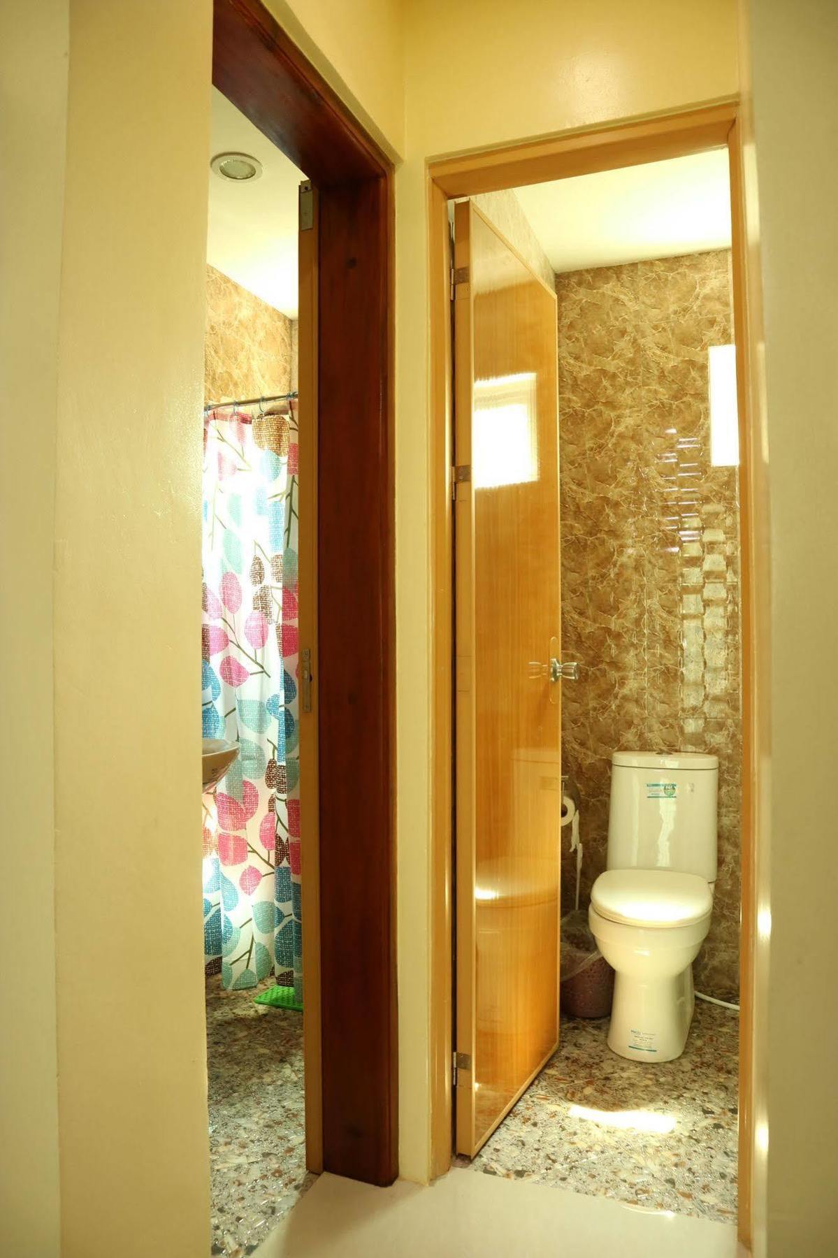 Ea Apartelle - Metro Hostel Vigan