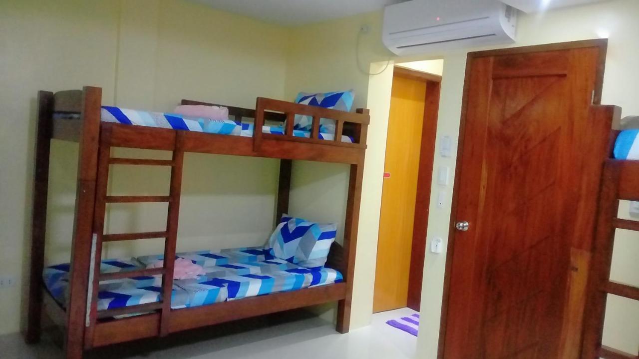 Ea Apartelle - Metro Hostel